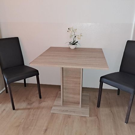 Studio Apartments Maslinik كرك المظهر الخارجي الصورة
