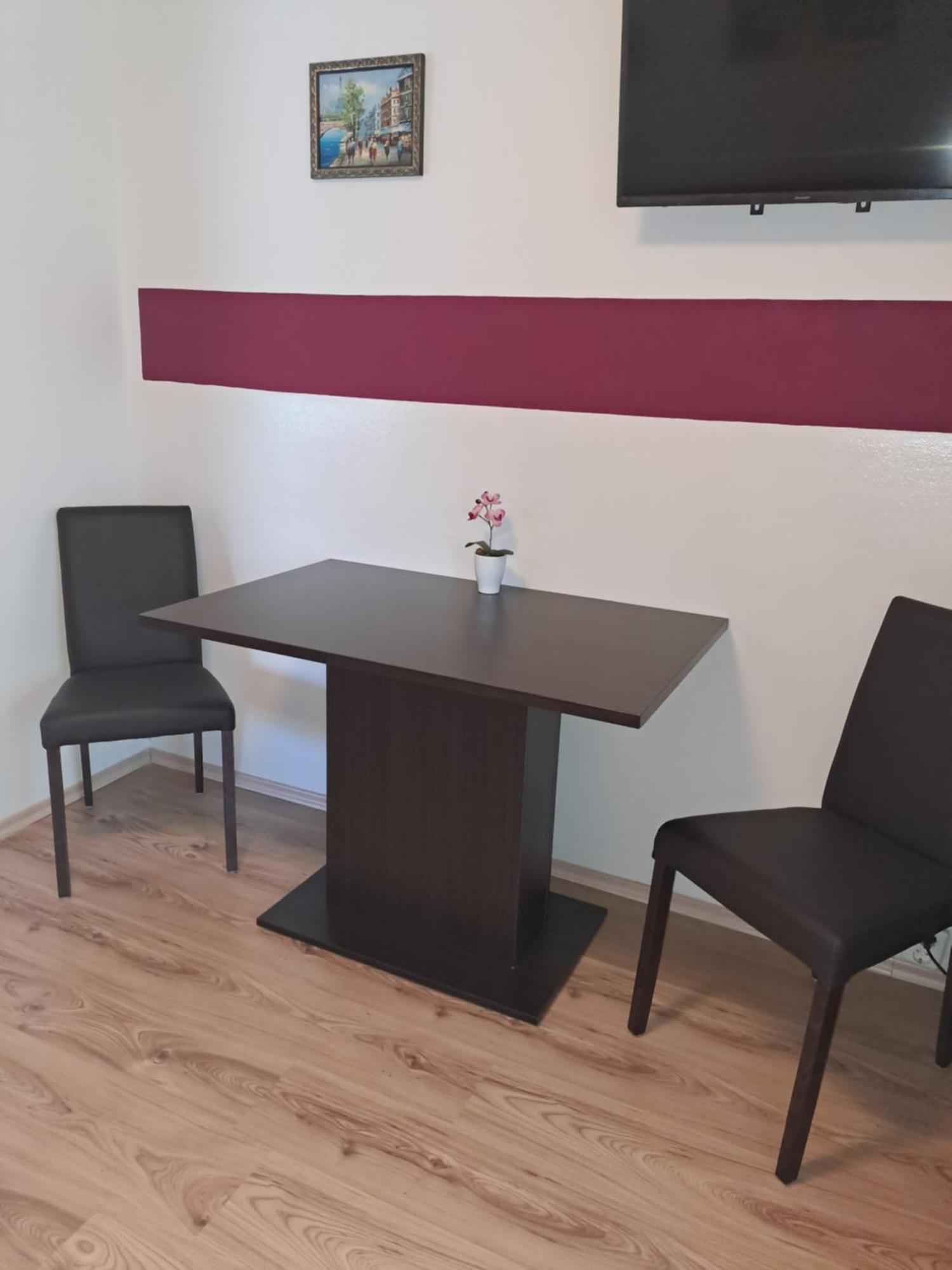 Studio Apartments Maslinik كرك المظهر الخارجي الصورة