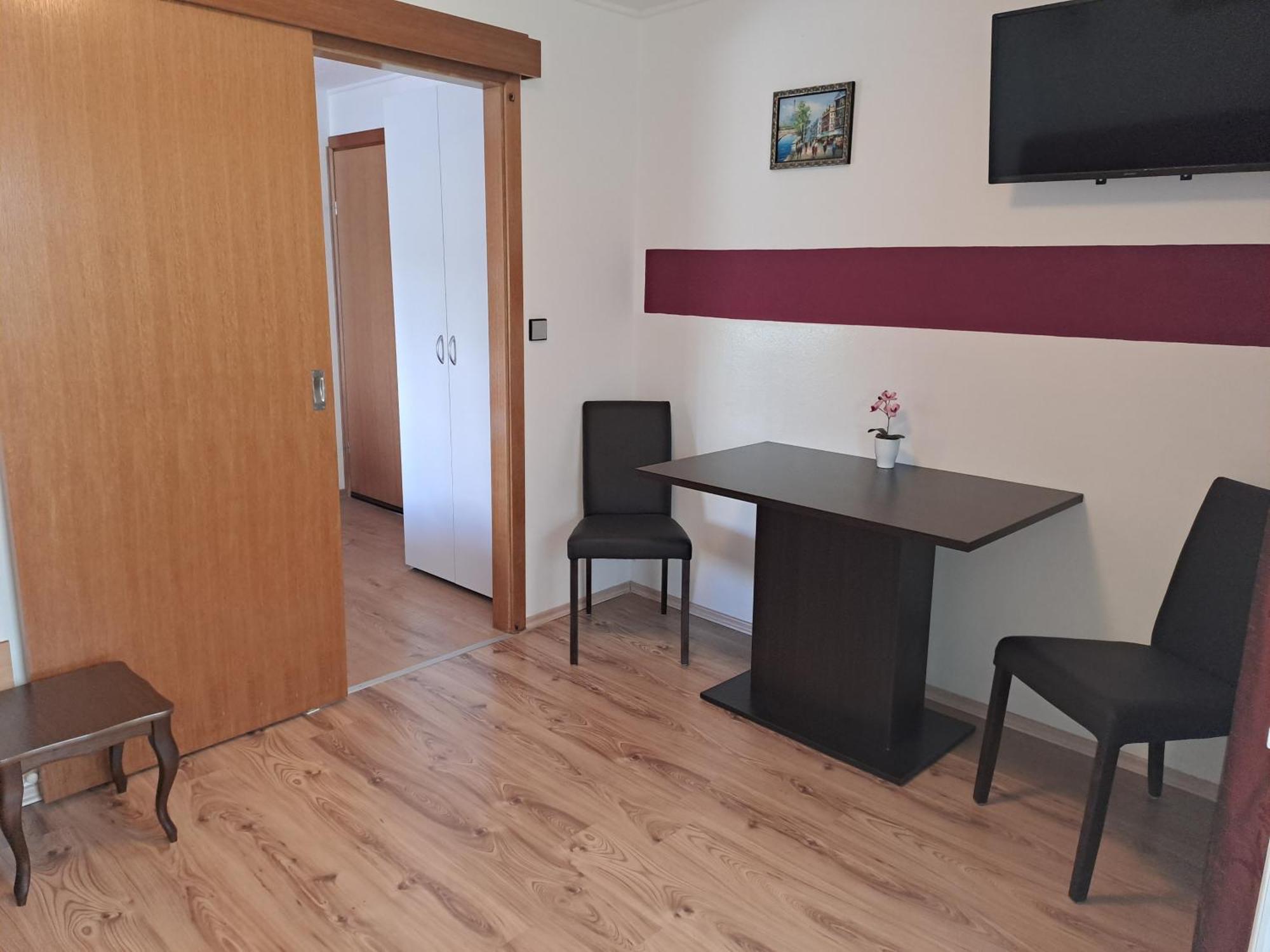 Studio Apartments Maslinik كرك المظهر الخارجي الصورة