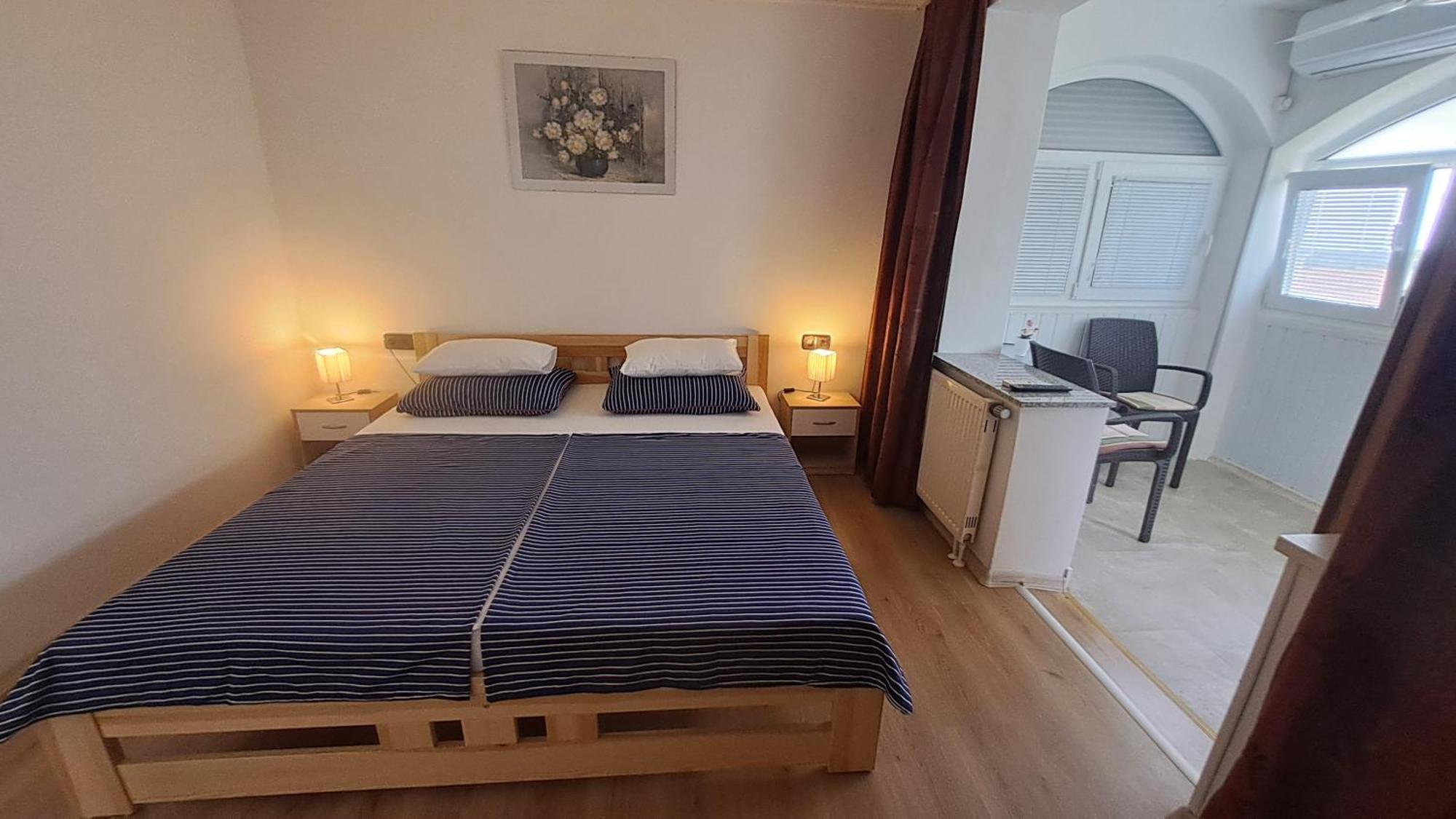 Studio Apartments Maslinik كرك المظهر الخارجي الصورة